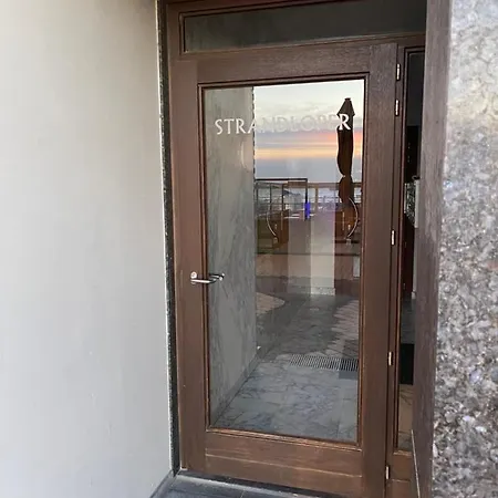 Studio De Strandloper Met 1 Zetelbed En 1 Bedkast
